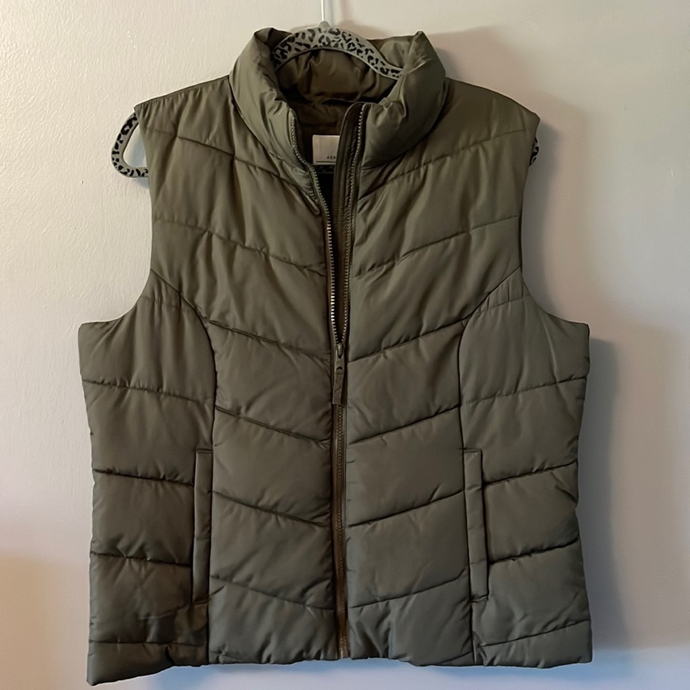 Women’s vest
